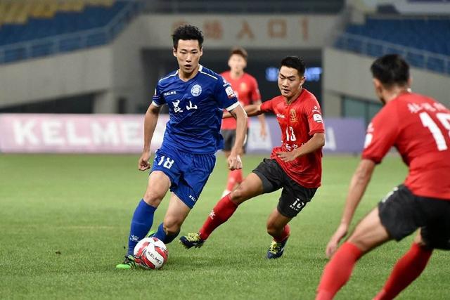 林崴17分郭昊文13+6+7 同曦力克青岛止连败